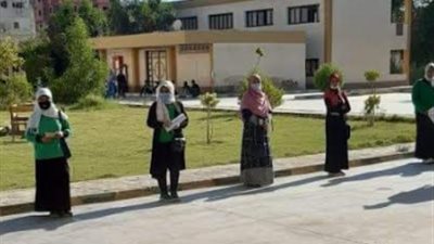 مرغنى يتابع سير منظومة العمل بأول أيام الإمتحانات العملية لطلاب الدبلومات الفنية ( الزراعى _ التجارى )     