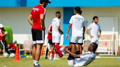 الزمالك يخطف نجم بيراميدز بعد توقيعه للاهلى