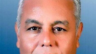 انعقاد لجنة اختيار العمداء بجامعة جنوب الوادي