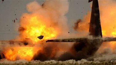 عاجل| طيران مجهول ينفذ غارات جوية قرب قاعدة 