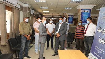 نائب محافظ سوهاج يشدد تطوير المراكز التكنولوجية لخدمة المواطنين 