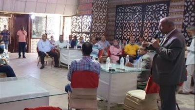 أمين المهن التعليمية: المعلمين هم الجنود الحقيقيون فى معركة الامتحانات