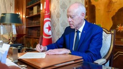  عاجل| إقالة وزير الخارجية التونسى بعد التشاور مع رئيس الجمهورية 
