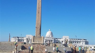 وزير السياحة والآثار يتفقد مسلة الملك رمسيس الثاني التى تم نقلها إلى مدينة العلمين الجديدة