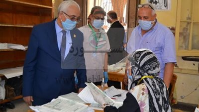 خلال تفقدة الكنترولات.. نائب وزيرالتعليم: نسبة النجاح العامة لهذا العام أعلى من العام الماضي