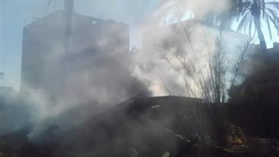 حريق يلتهم ورشة نجارة بالمنشأة بسوهاج