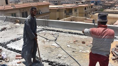  إزالة دور ونصف دور مخالف بالقاهرة الجديدة.. فيديو