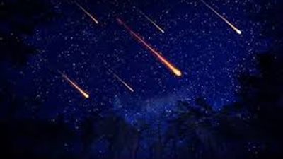 البحوث الفلكية: مصر على موعد  يومى الثلاثاء والاربعاء مع تساقط عدد من الشهب تصل  إلى 20 شهابا فى الساعة