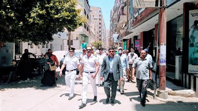 حملة مرافق مكبرة وضبط 65 مخالفة مرافق بحي شرق سوهاج