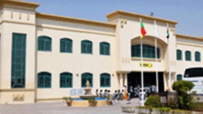 عاجل| مدرسة صلالة العمانية تعلن عن وظائف جديدة للمعلمين والمعلمات.. ننشر نص الإعلان