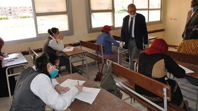 738 ألف و114 طالب بالدبلومات الفنية يؤدون الامتحان في سادس أيام الدور الأول