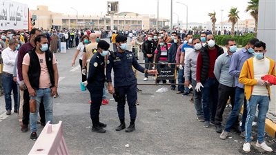  الأمن الكويتي: 100 ألف وافد سيغادرون البلاد بلا عودة 