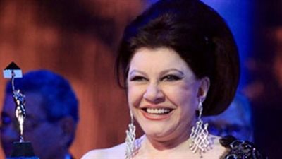  وفاة الفنانة شويكار بعد صراع مع المرض 