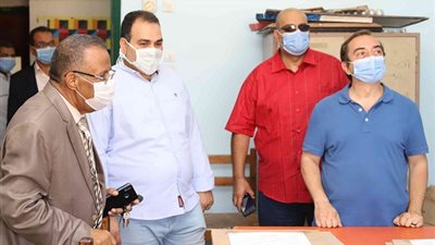 لجنة من الاعلى للجامعات تتابع اختبارات القدرات بكليات جنوب الوادى