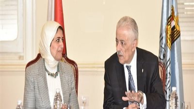 وزيرا التعليم والصحة يناقشان خطة العام الدراسى الجديد فى المدارس