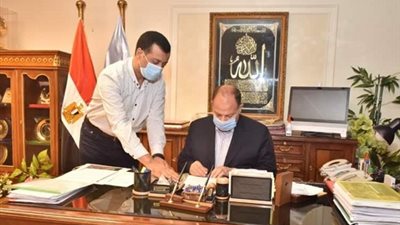 محافظ أسيوط يعتمد نتيجة مسابقة اختيار القيادات الوسطى بمديرية التربية والتعليم