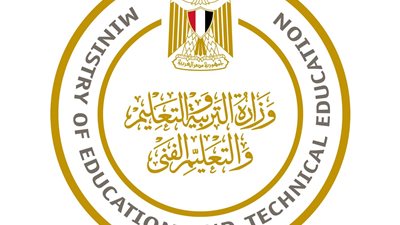 طلاب الثانوية العامة بشعبتيها العلمية والأدبية يؤدون امتحان 