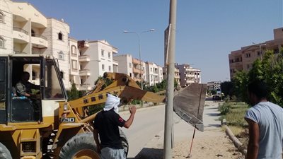 استمرار حملات إزالة المخالفات والإشغالات بالعبور للقضاء على المظاهر العشوائية