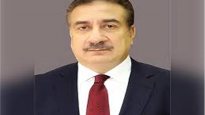 محافظ المنوفية يهنىء أوائل شهادات الدبومات الفنية من أبناء المحافظة 