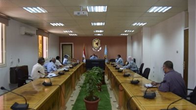 جامعة سوهاج تبحث آليات التحول الرقمى وميكنة العمل داخل الكليات