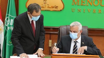 رئيس جامعة المنوفية يعتمد نتيجة ليسانس الحقوق بنسبة نجاح 90%