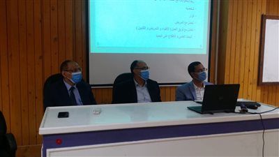 لقاء تعريفى للطلاب الجدد بطب جنوب الوادى