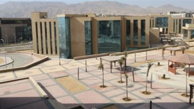 عاجل|  رئيس جامعة الجلالة يعلن بدء الدراسة فى 15 كلية بقدرة 2000 طالب 17 أكتوبر 