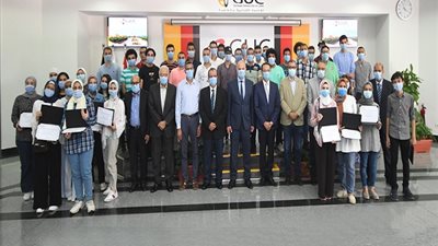 أشرف منصور فى احتفالية تكريم أوائل المحافظات: هدفنا بناء مصر بسواعد أبنائها