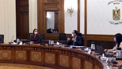 رئيس الوزراء يستعرض ملامح برنامج الإصلاح الهيكلى للحكومة خلال المرحلة القادمة