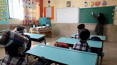 معلم رياضيات بمدرسة ابتدائى يعاقب تلميذته حتى الموت.. والسبب صادم 