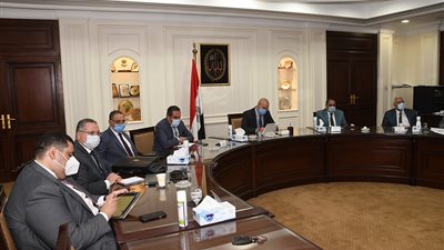 ‫ وزير الإسكان يتابع مخططات تنمية أراضى الساحل الشمالي الغربى 