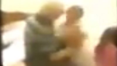 القبض على مدرس مسن تحرش بطفلة صغيرة