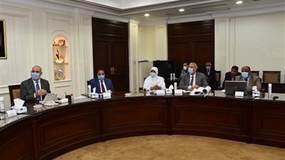  وزير الإسكان يتابع إعداد الاشتراطات التخطيطية والبنائية لضبط العمران بـ3 مدن