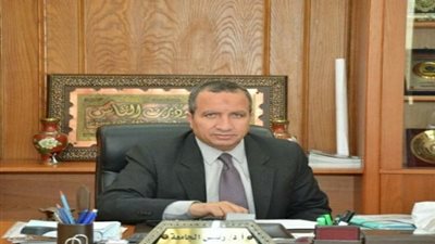 رئيس جامعة السويس: 6 أكتوبر سيظل يوما خالدا فارقا فى تاريخ أمتنا العربية