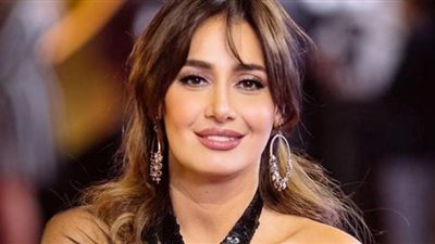 حلا شيحة تُنهي إجراءات طلاقها رسميًا من زوجها الكندي في «الشهر العقاري