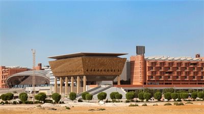 هام| جامعات محمد بن زايد الإماراتية ونزوى العمانية وكليات الريان تعلن عن وظائف جديدة لأعضاء هيئة التدريس 