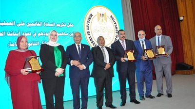 رضا حجازى يشيد بدور مديرى المديريات التعليمية فى امتحانات الثانوية العامة