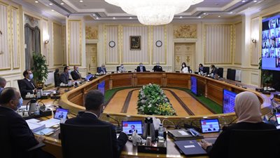 عاجل| مجلس الوزراء يوافق علي عددمن القرارات الجمهورية