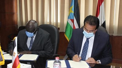 وزير التعليم العالي: 300 منحة جامعية و100 منحة دراسات عليا لتعليم جنوب السودان