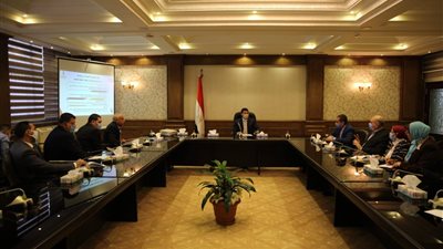 وزير الرياضة يبحث اخر استعدادات مونديال اليد فى اجتماعه الأسبوعي