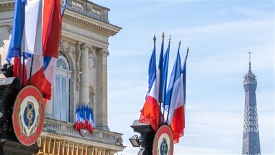 فرنسا تطالب الدول الإسلامية بعدم مقاطعة منتجاتها