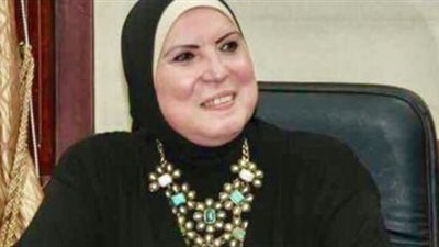 وزيرة الصناعة: خصصنا 100 قطعة أرض بالمجان فى المنيا  
