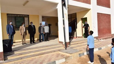 تعليم سيناء يؤكد ان ايام الراحة فى المنزل ليست للاجازة ولكن لمتابعة البرامج التعليمية