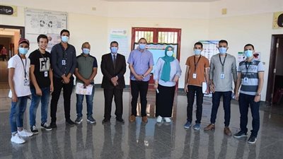 رئيس جامعة سوهاج: تطبيق التعليم الهجين.. الكمامة شرط دخول الحرم الجامعى