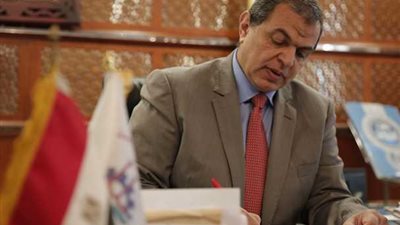 القوى العاملة: تعيين 607 شباب وإصدار 595 شهادة قياس المهارة ومزاولة المهنة بأسيوط