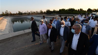 وزير الإسكان ومحافظ جنوب سيناء يتفقدان مشروع إنشاء المزرعة النموذجية بالطور