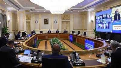 أهم الأخبار| مجلس الوزراء يصدر قرارا يطبق علي جميع مدارس وجامعات الجمهورية..  قائمة المعلمين المستبعدين من الحصول علي زيادات يناير المقبل فى المرتبات والحوافز والمكافآت بقرار من وزير التربية والتعليم.