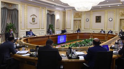 رئيس الوزراء يستعرض الاشتراطات البنائية الجديدة في القاهرة والجيزة والاسكندرية