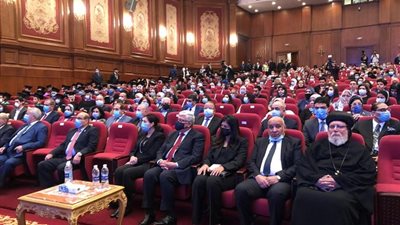 الجامعة البريطانية تخرج الدفعة الـ 12 من كلية إدارة الأعمال والاقتصاد والعلوم السياسية