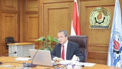 كلية الطب بجامعة السويس تنظم ندوة عن مرض السكر